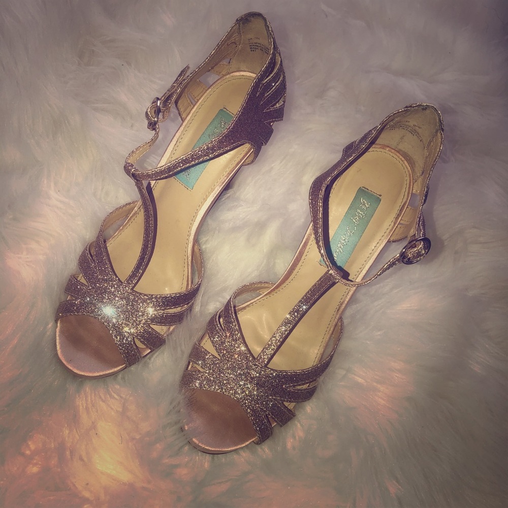 Betsy Johnson Pumps